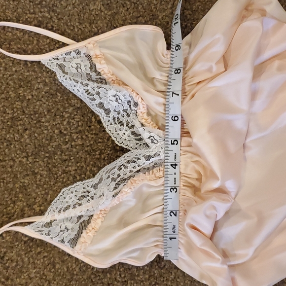 Vintage Robe and Gown by Miss Elaine - Picture 17 of 17